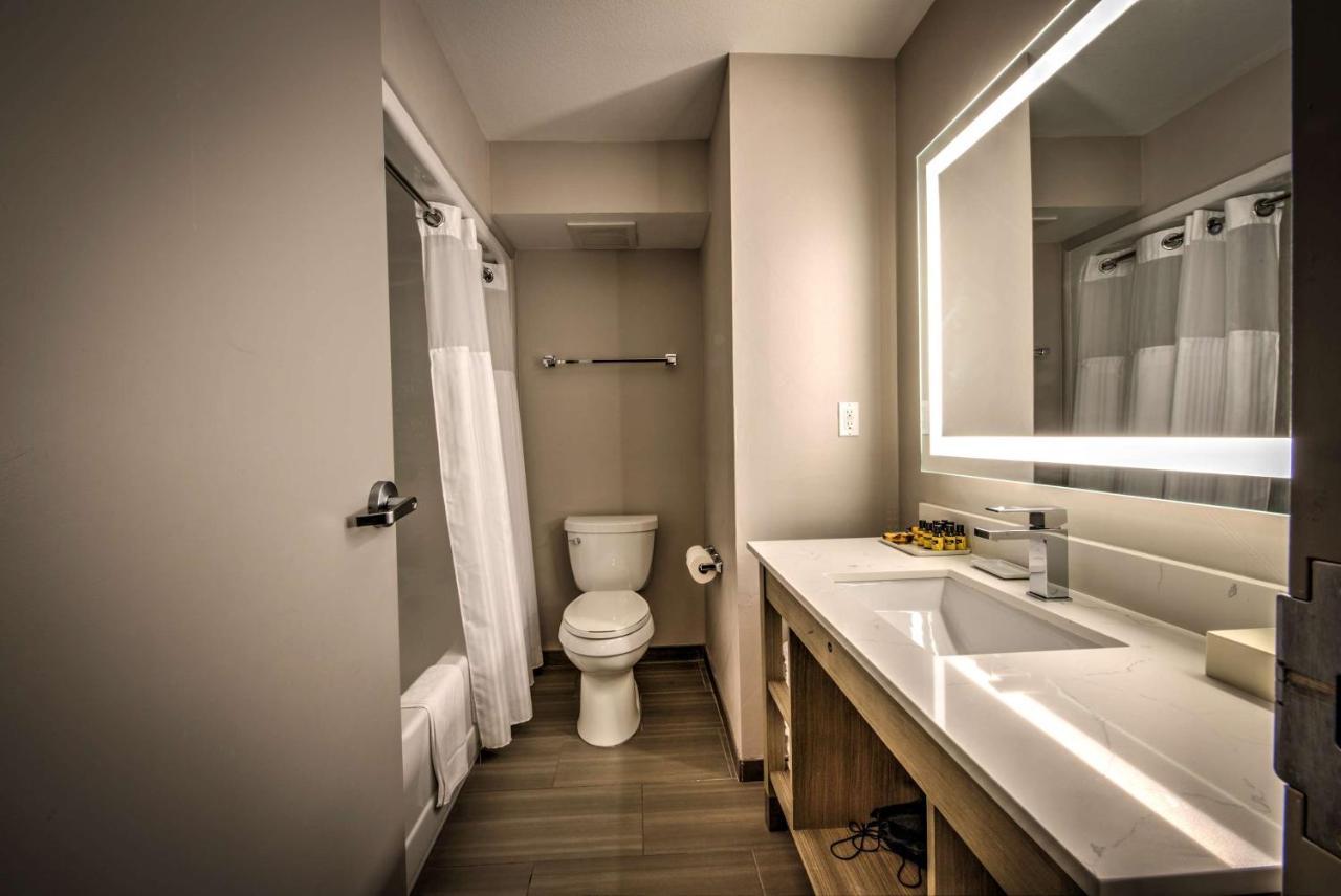 Best Western Plus Media Center Inn & Suites Burbank Exteriér fotografie