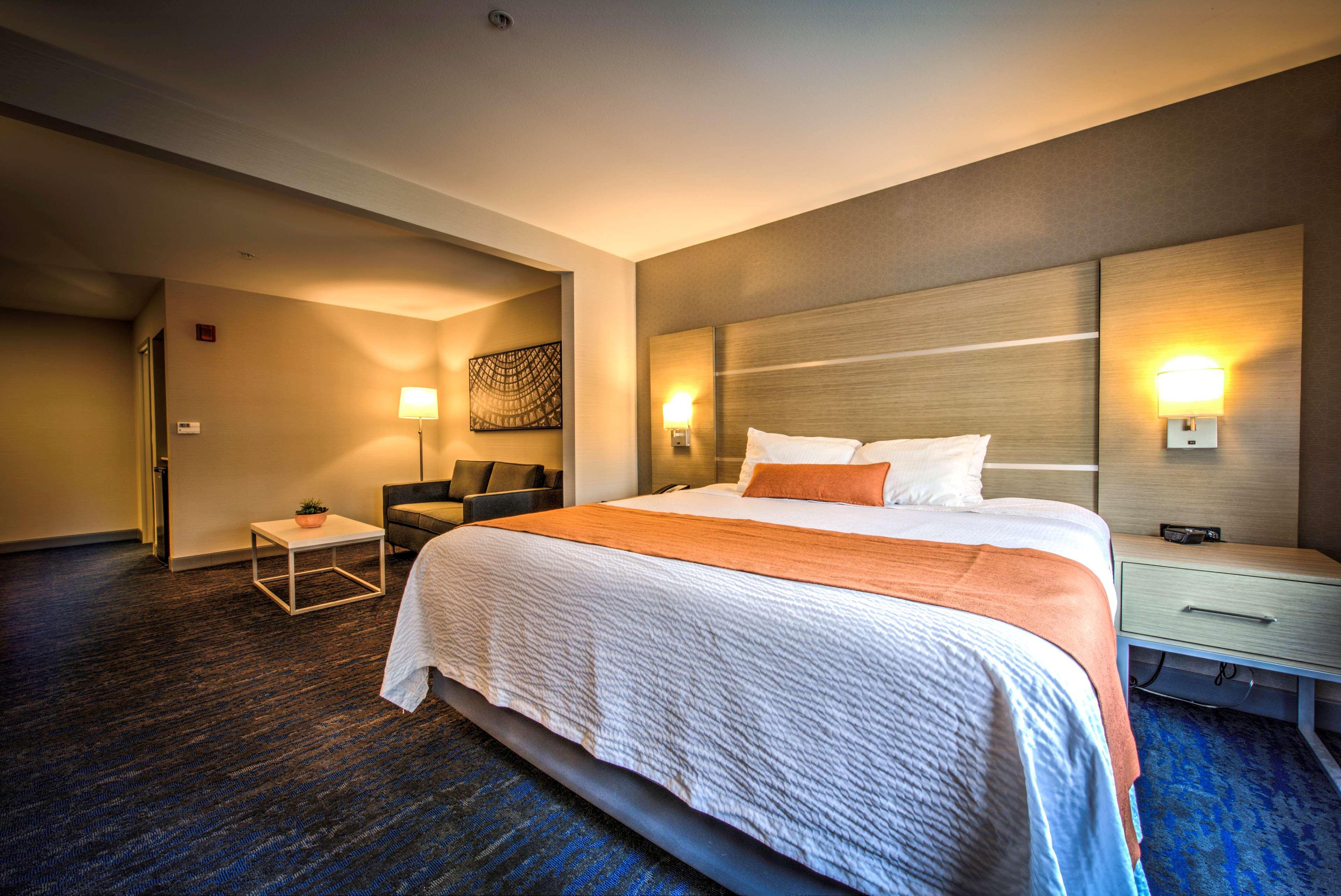 Best Western Plus Media Center Inn & Suites Burbank Exteriér fotografie