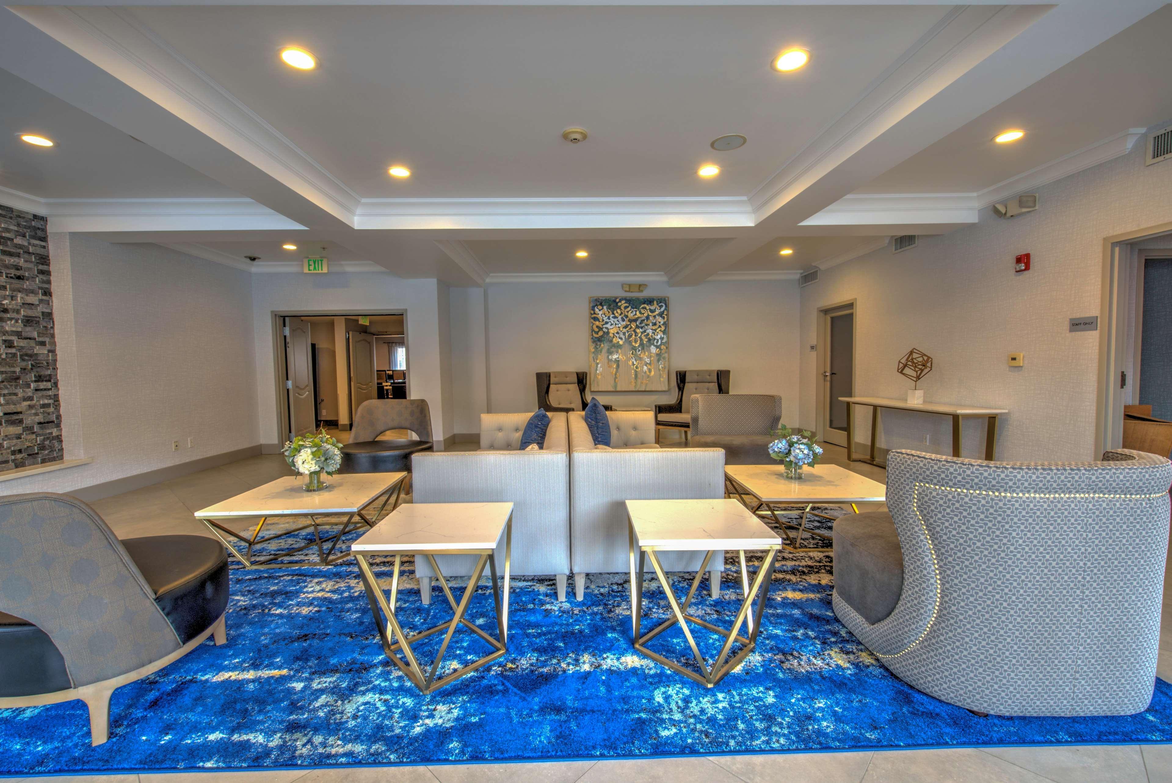 Best Western Plus Media Center Inn & Suites Burbank Exteriér fotografie