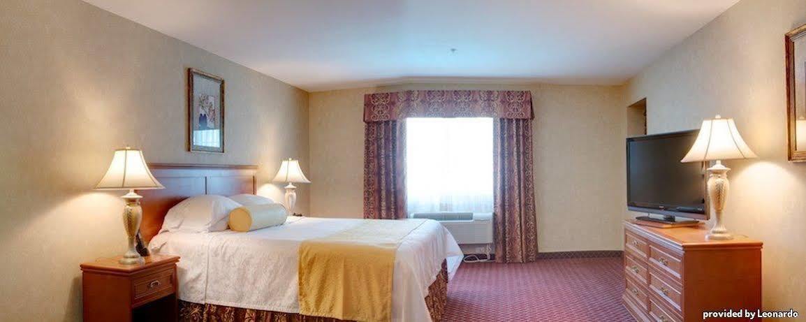 Best Western Plus Media Center Inn & Suites Burbank Exteriér fotografie